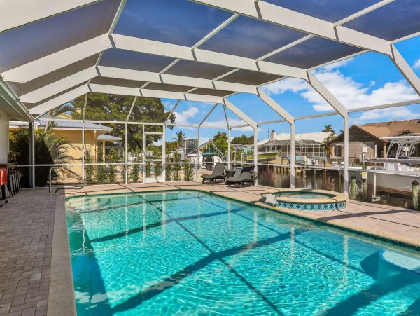 Anna Maria Island Holmes Beach Home 1019348