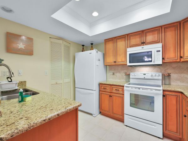 Anna Maria Island Holmes Beach Condo 1019350