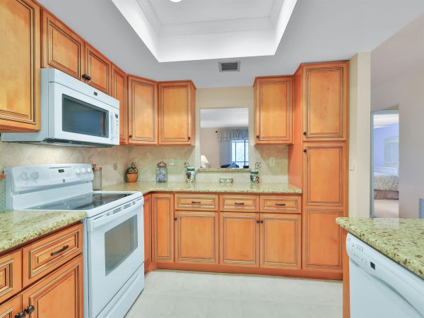 Anna Maria Island Holmes Beach Condo 1019350