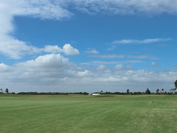 Lovely Vacation Rental 2 Bedrooms with Waterfront Views