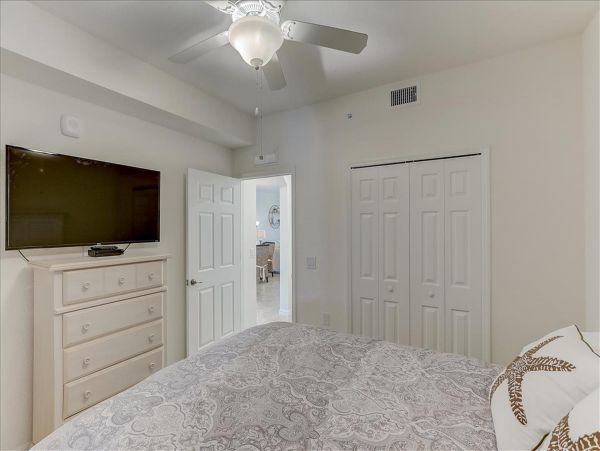 Anna Maria Island Holmes Beach Condo 1019359