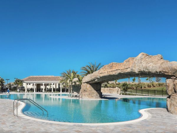 Luxury Lakewood Ranch Vacation Rental with Great Views
