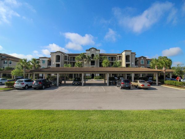 Luxury Lakewood Ranch Vacation Rental with Great Views