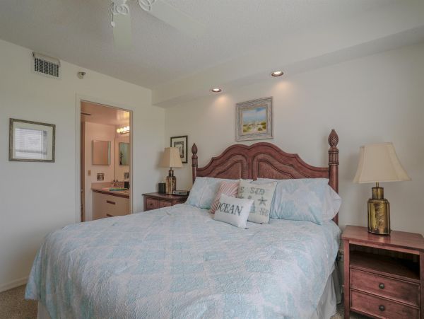 Anna Maria Island Holmes Beach Condo 1019365