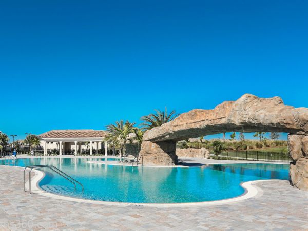 Luxury Bradenton Vacation Rental: Pool, Spa & Golf