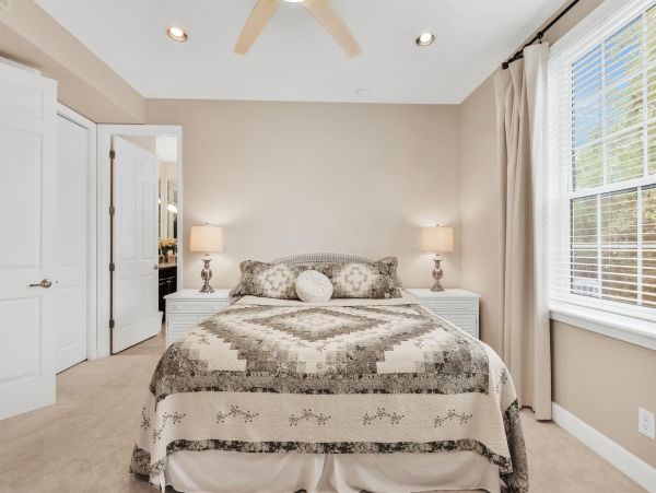 Cozy Vacation Condo with 2 Bedrooms