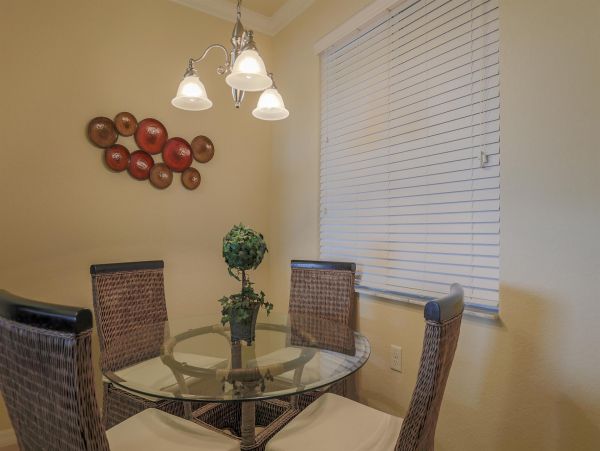 Bradenton Lovely 2 Bedroom Vacation Condo