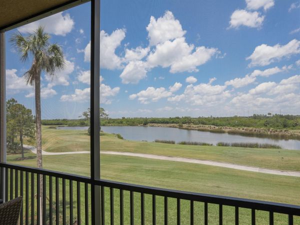 Bradenton Lovely 2 Bedroom Vacation Condo