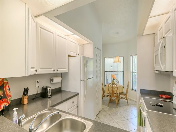 Bradenton Vacation Condo Two Bedroom