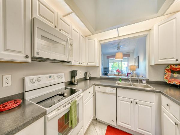 Bradenton Vacation Condo Two Bedroom