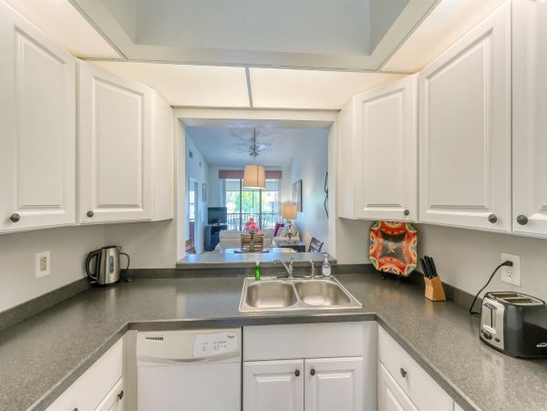 Bradenton Vacation Condo Two Bedroom