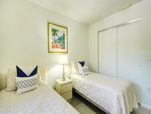 Bradenton Vacation Condo Two Bedroom
