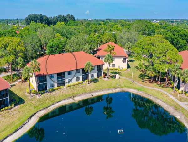Bradenton Vacation Condo Two Bedroom