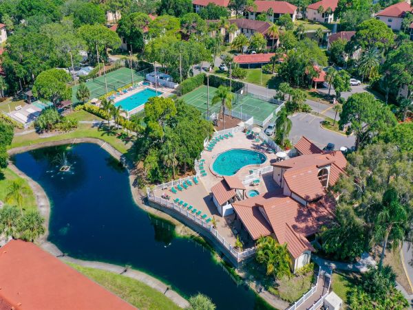 Bradenton Vacation Condo Two Bedroom