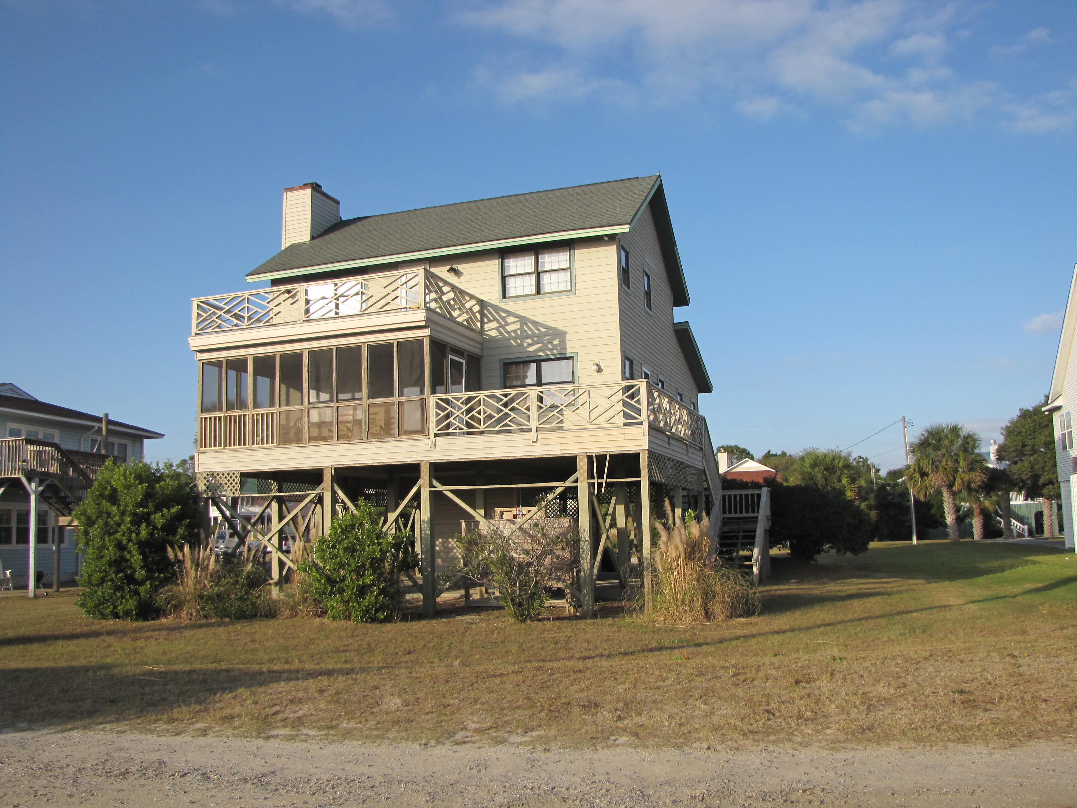 Folly Beach Home 1019383