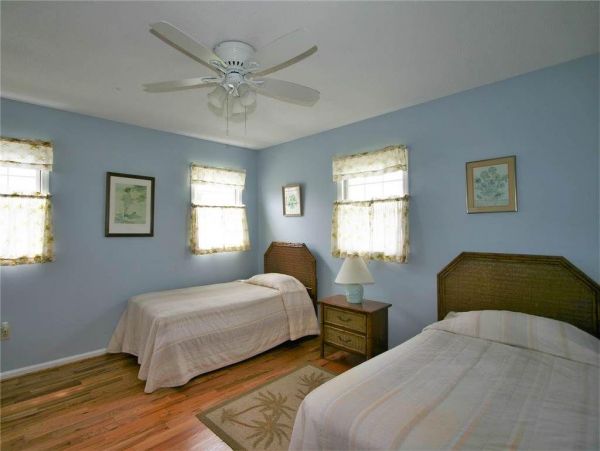 Folly Beach Home 1019383