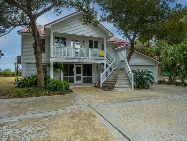 Folly Beach Home 1019384