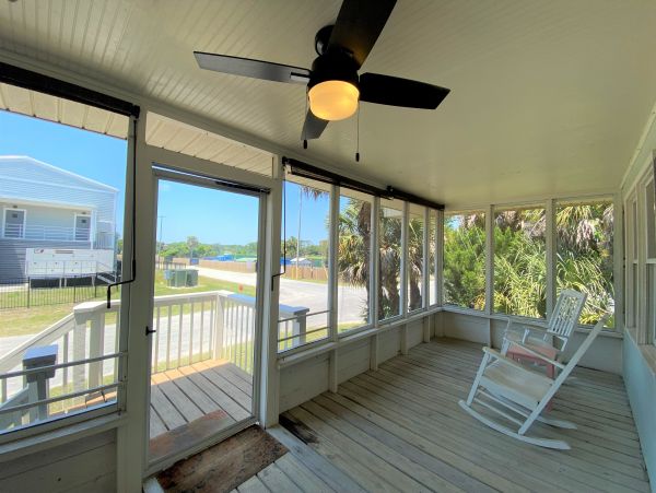 Folly Beach Home 1019390