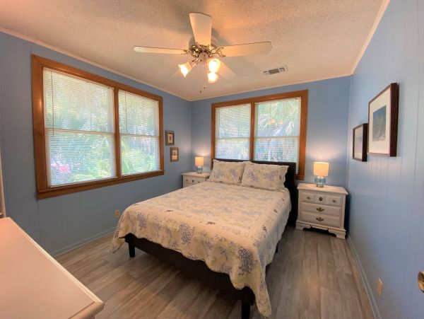 Folly Beach Home 1019390