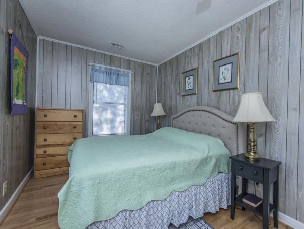 Folly Beach Home 1019392