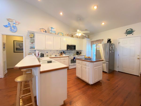 Folly Beach Home 1019394