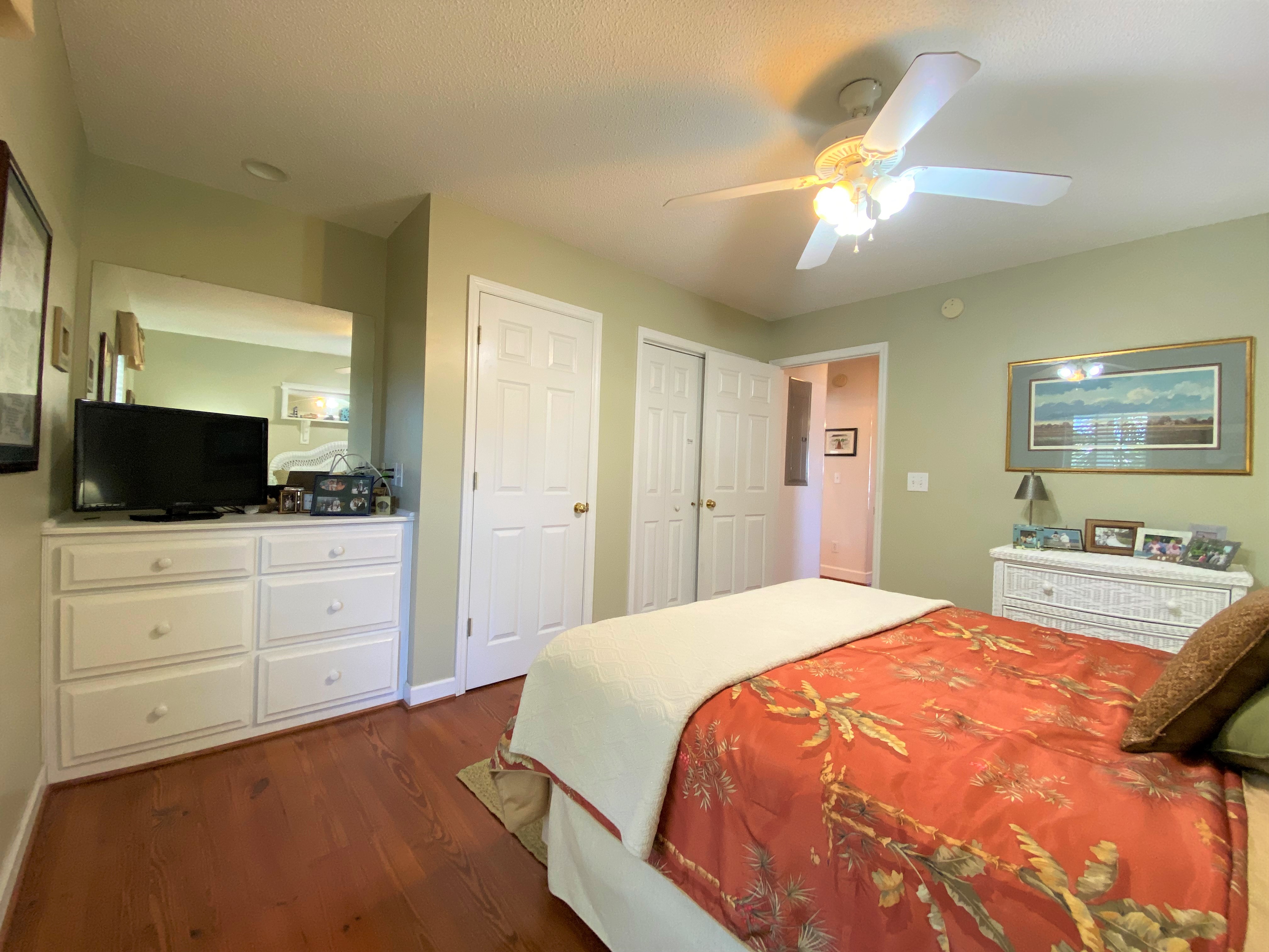 Folly Beach Home 1019394
