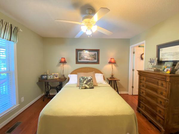 Folly Beach Home 1019394