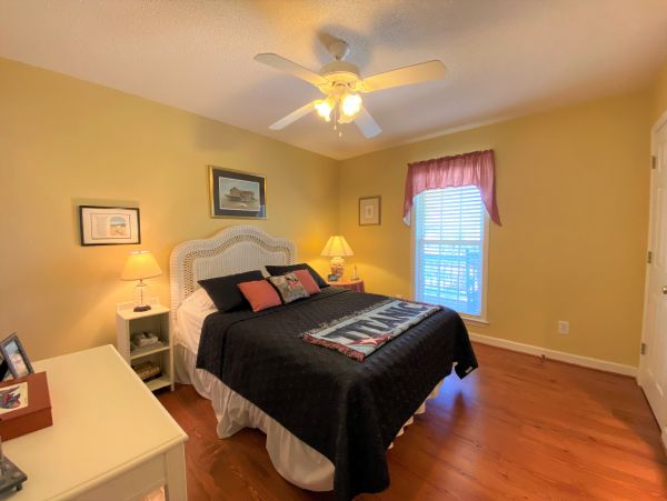 Folly Beach Home 1019394