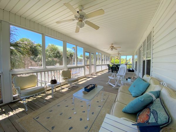 Folly Beach Home 1019394