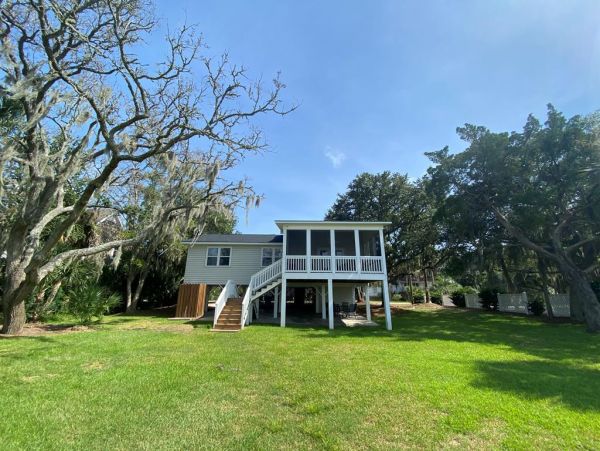 Folly Beach Home 1019396