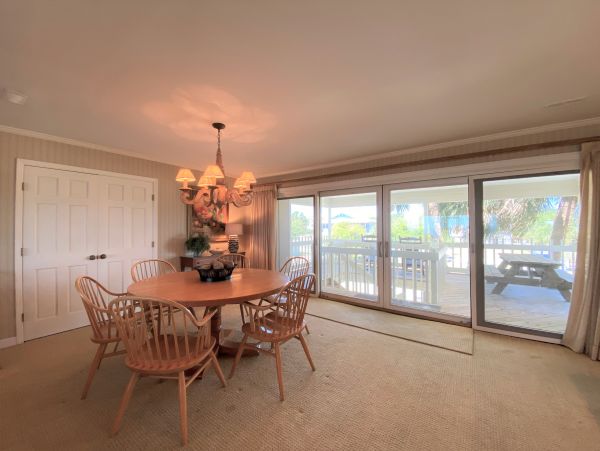 Folly Beach Home 1019402