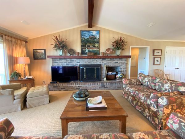 Folly Beach Home 1019402