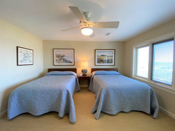 Folly Beach Home 1019402