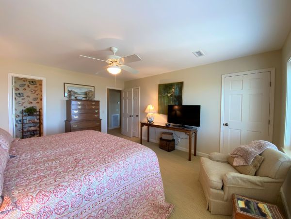 Folly Beach Home 1019402