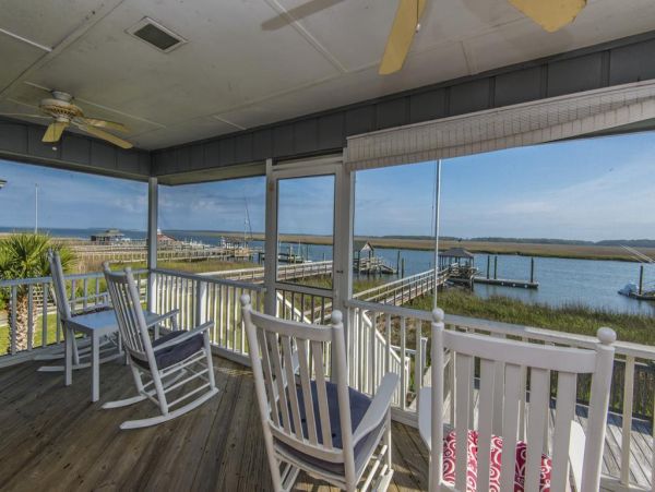 Folly Beach Home 1019403