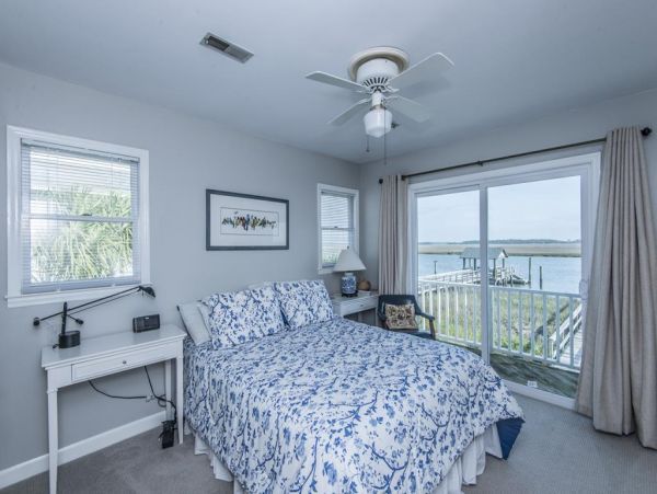 Folly Beach Home 1019403