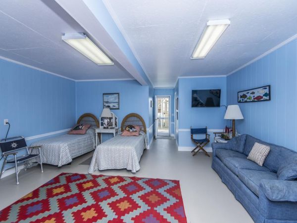 Folly Beach Home 1019403