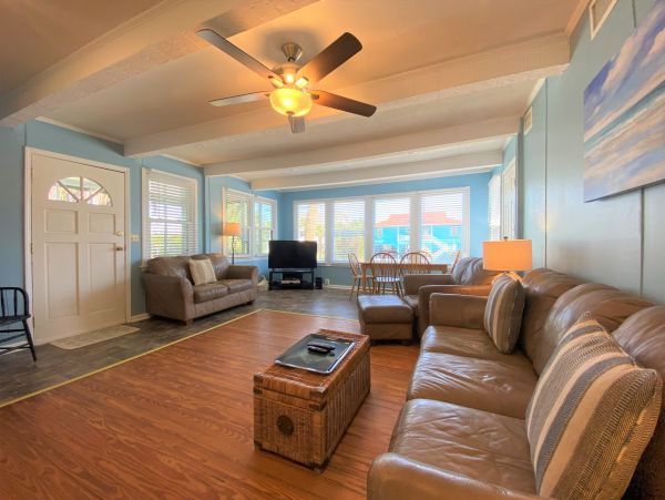 Folly Beach Home 1019404