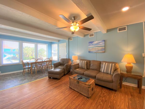 Folly Beach Home 1019404