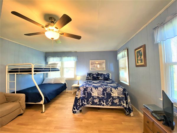 Folly Beach Home 1019404