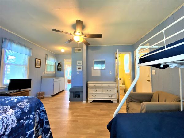 Folly Beach Home 1019404