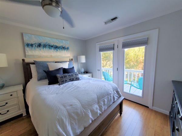 Folly Beach Home 1019405