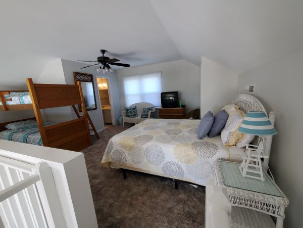 Folly Beach Home 1019405