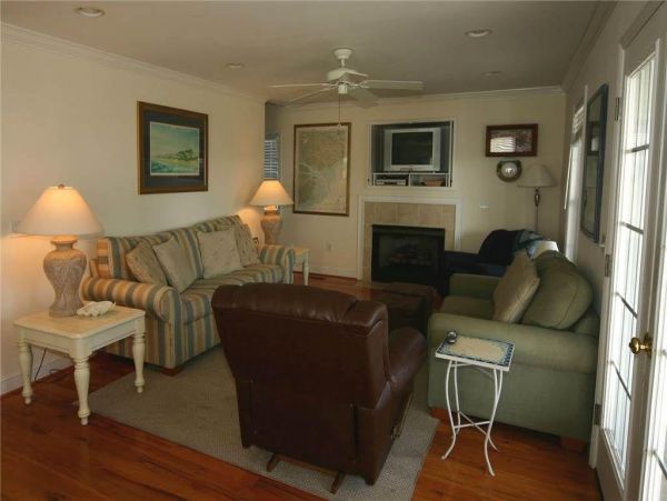 Folly Beach Home 1019406