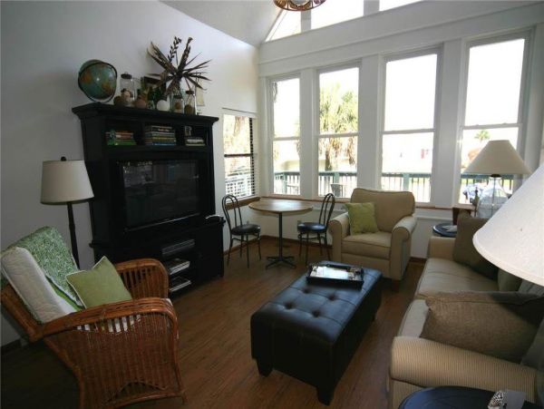 Folly Beach Home 1019407