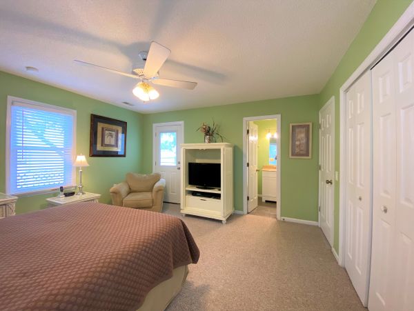 Folly Beach Home 1019410