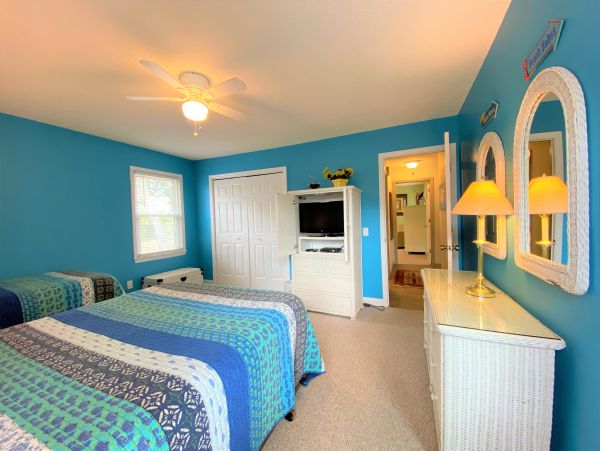 Folly Beach Home 1019410