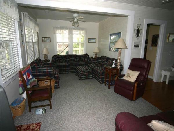 Folly Beach Home 1019413