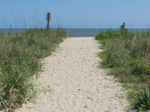 Folly Beach Home 1019413