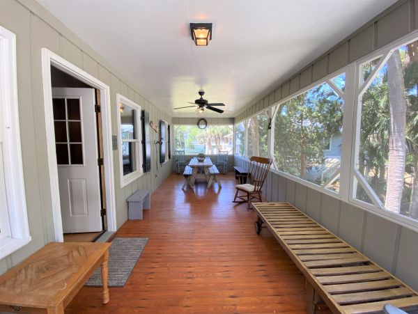 Folly Beach Home 1019414